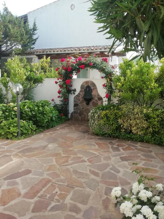 Casa Vacanze Villa Rosa Cala Gonone Zewnętrze zdjęcie