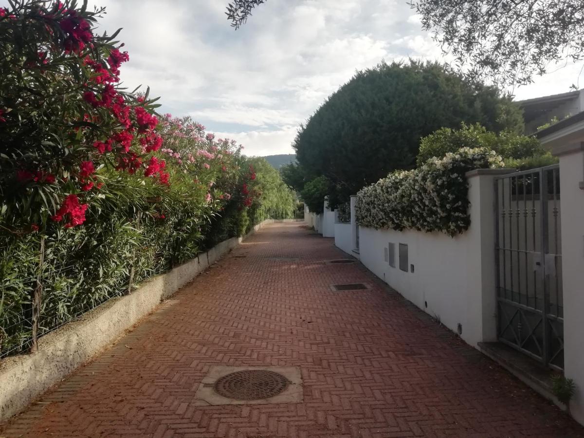 Casa Vacanze Villa Rosa Cala Gonone Zewnętrze zdjęcie