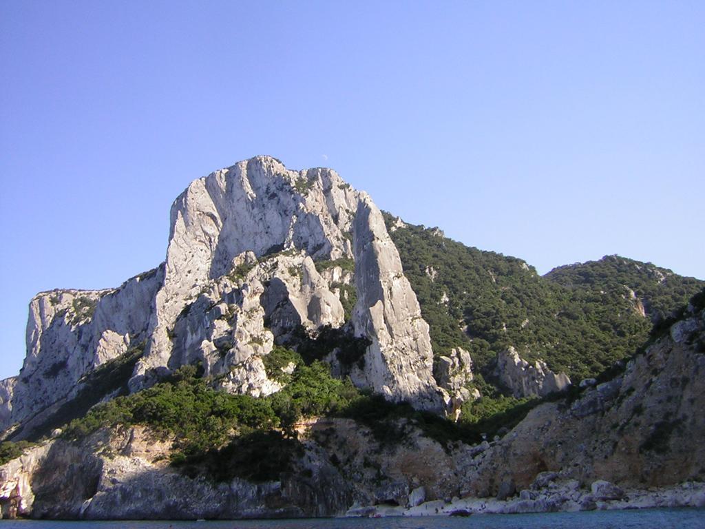 Casa Vacanze Villa Rosa Cala Gonone Zewnętrze zdjęcie