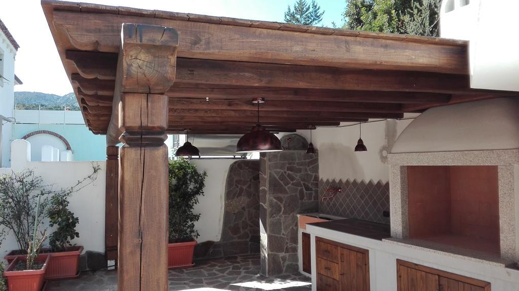 Casa Vacanze Villa Rosa Cala Gonone Zewnętrze zdjęcie